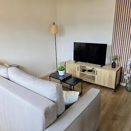 L'acacia T2 Confort Avec Clim Wifi Vue Tram