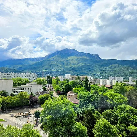 Apartment L'acacia T2 Confort Avec Clim Wifi Vue Tram Grenoble